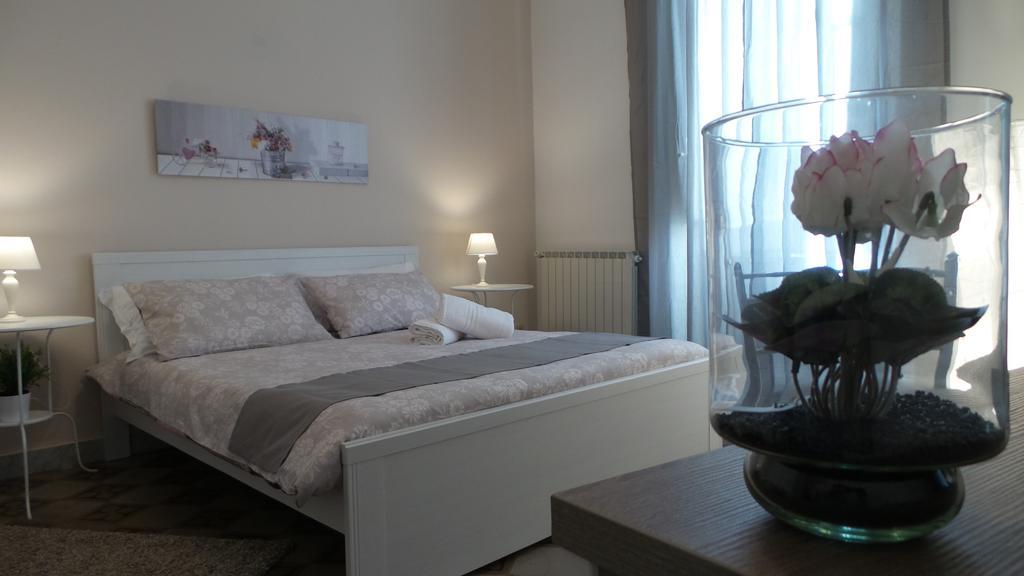 Bb Essenze Bed & Breakfast Palermo Eksteriør bilde