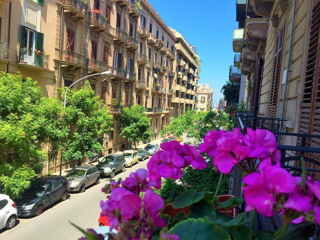 Bb Essenze Bed & Breakfast Palermo Eksteriør bilde