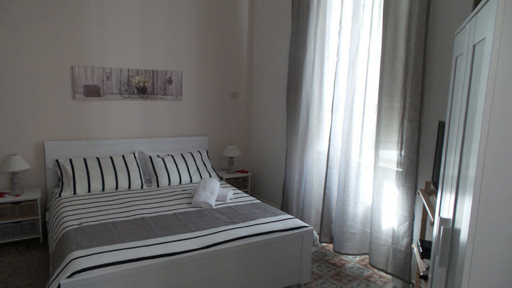 Bb Essenze Bed & Breakfast Palermo Eksteriør bilde