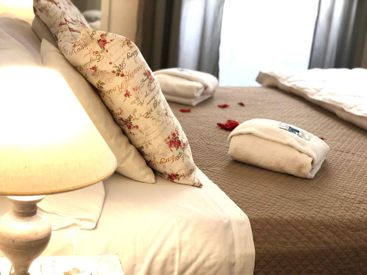 Bb Essenze Bed & Breakfast Palermo Eksteriør bilde